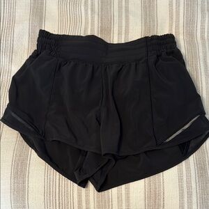 Black Lululemon Women's High Rise Hotty Hot Shorts, Size 2